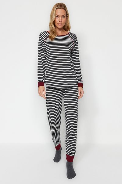 Trendyol Collection AnThracite Barevné pruhované tričko a Jogger Sleepwear Set THMAW24PT00180