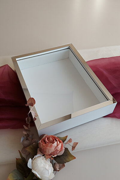 Verda Çerçeve 30x40 Cm Adâncime Alb- Argintiu Rama De Memorie Pentru Flori De Zi Speciala! Cutie cu rame de trandafiri!