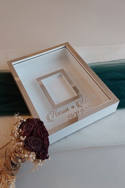 Verda Çerçeve 30x40 Cm Rama de memorie cu trandafir alb-argintiu! Rama foto! Cadru de memorie trandafir-hkm Ticaret
