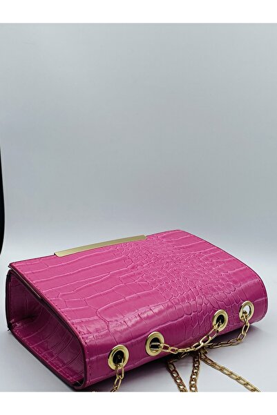 MUSCO Şık Zincir Detaylı Kadın Kutu Çanta