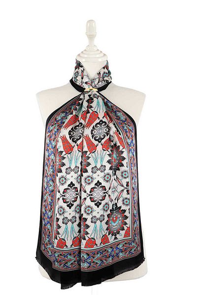 Bursa İpek Black and White Tile Tulip Silk Scarf