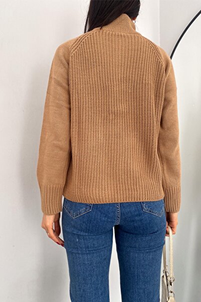 FEMELLE Women's Brown Standard Size Zippered Knitwear Sweater