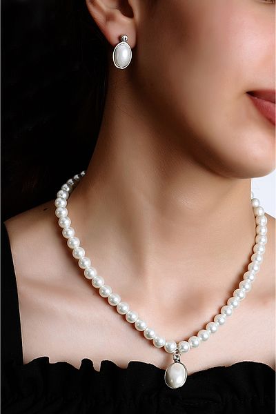 EUROMODA Specially Designed Pearl and Zircon Stone Necklace Earring Jewelry Set