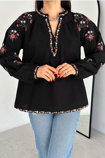 FEMELLE Bluză de damă neagră cu broderie florală cu nasturi