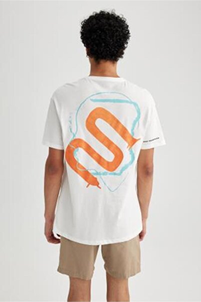 DeFacto Regular Fit Crew Neck Back Printed Short Sleeve T-Shirt B3792ax23hs