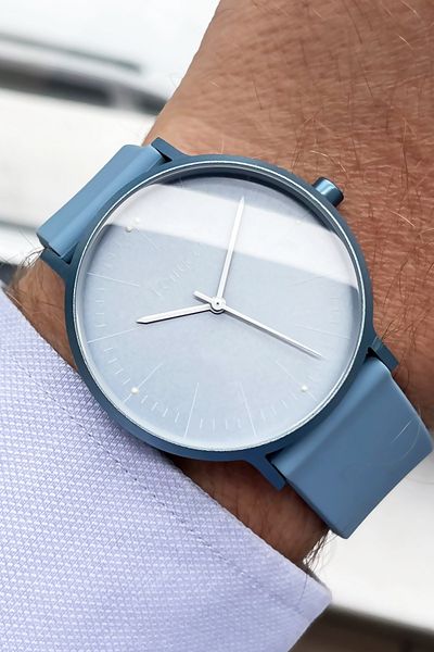 Ferrucci Unisex Wristwatch 3 Atm Waterproof Blue Color Silicone Band Aluminum Case FRE2030C4