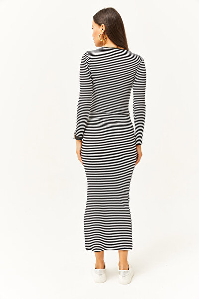 Olalook Női csíkos fekete nyakú blúz hasított szoknya lycra öltöny TKM-19000225