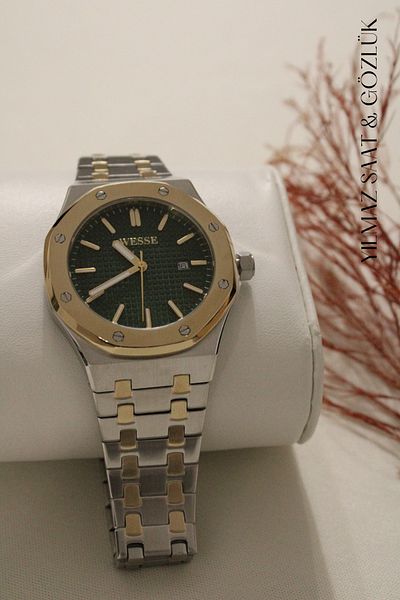 Wesse Men's Wristwatch Design