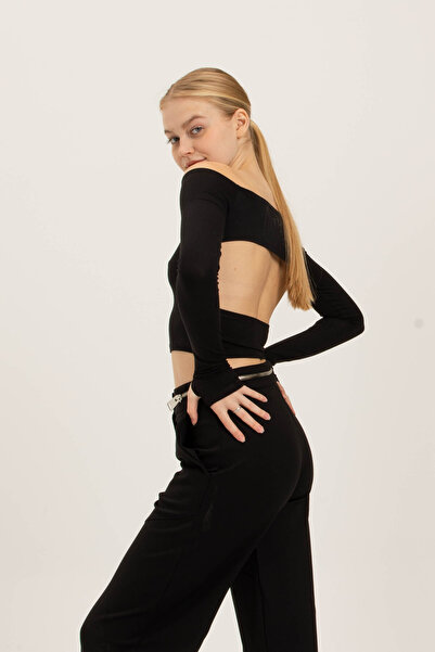 Urbanmaden co Siyah Sırt Dekolteli Crop Top