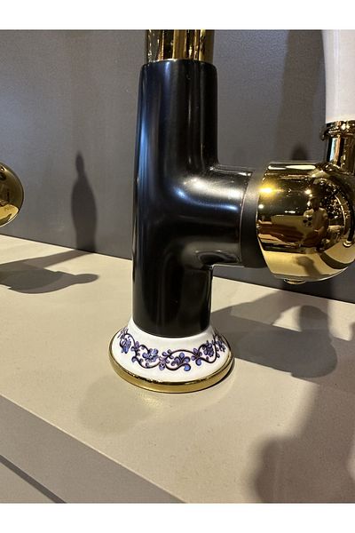 İSAOĞLU YAPI Kitchen Faucet Gold Black Sink Tap Ceramic Embroidered Design Vintage Model