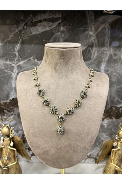 Zeynep Özkan Tasarım Elmas Montür Mekik Model Gerdanlık Kolye