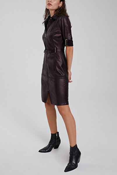 Greno Kadın Deri Görünümlü Fermuarlı Kemerli Elbise