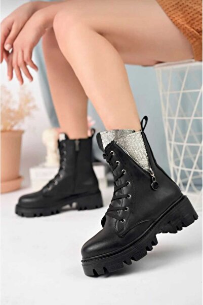 Eray Kadın taş detaylı şık kalın taban postal bot 4.5 cm topuk