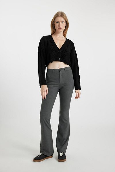 DeFacto Coool Regular Fit V-Neck Knitwear Cardigan A3286ax23wn