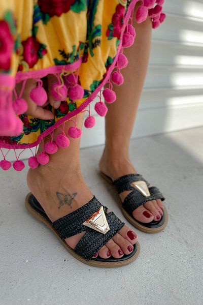 Shoebutik Papuci Riva Negri