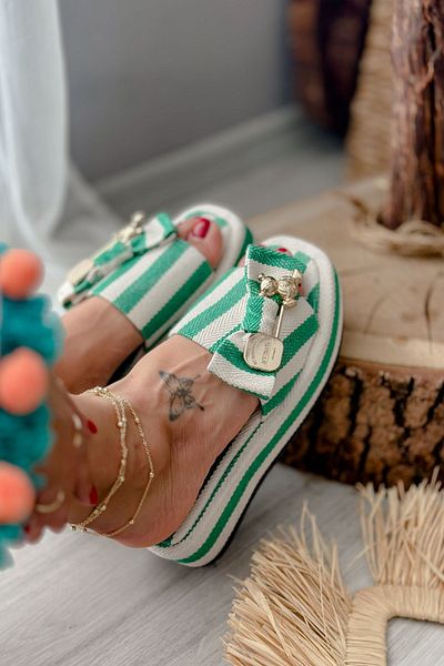 Shoebutik Πράσινες ριγέ παντόφλες Dolly