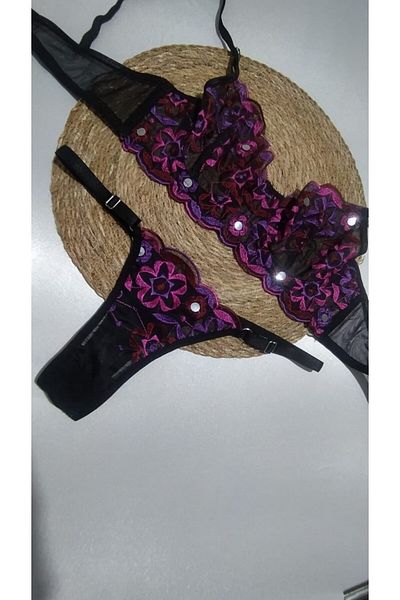 COLOR DE PIEL BLACK FLOORED PULLED BRALET BRA SET