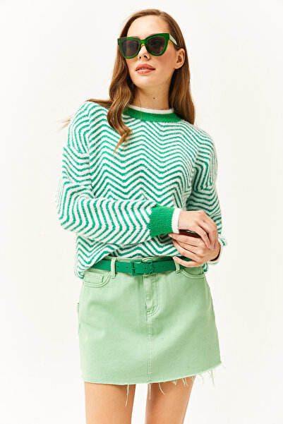 Olalook Kadın Çimen Yeşili Verevli Yumuşak Dokulu Sakallı Triko Kazak KZK-19000678