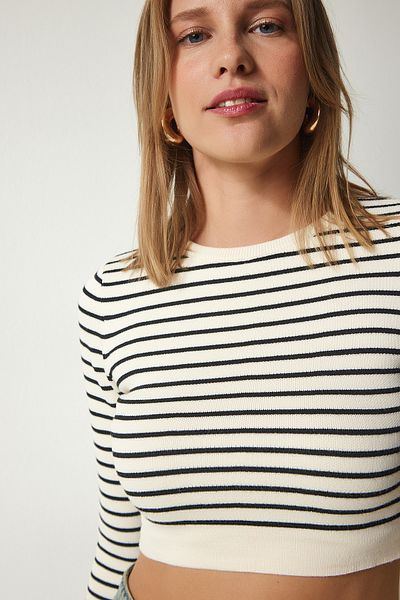 Happiness İstanbul Women's Cream Striped Crop Knit Sweater PF00030