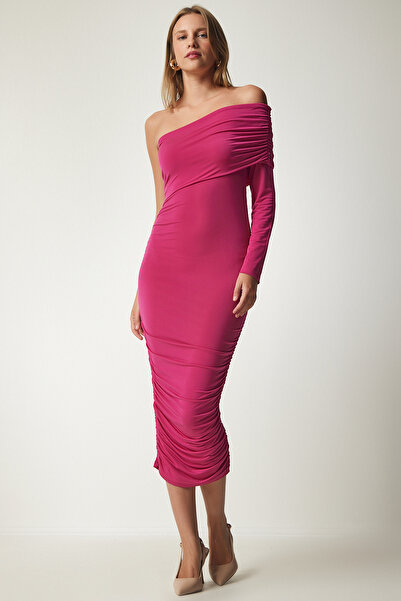 Happiness İstanbul Dámské růžové sandy šaty na jedno rameno YK00076