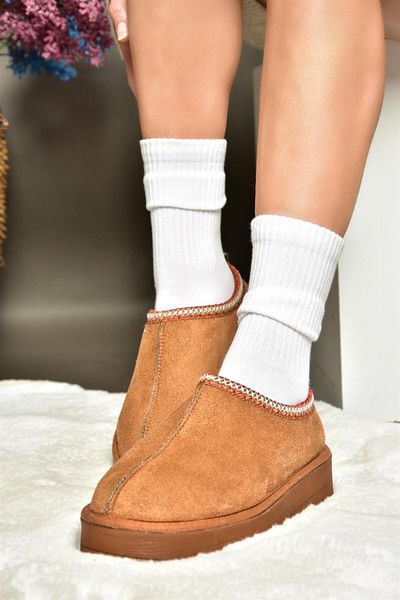 Fox Shoes R612047302 Damen-Hausschuhe aus hellbraunem Wildleder mit pelziger Innenseite und dicker Sohle