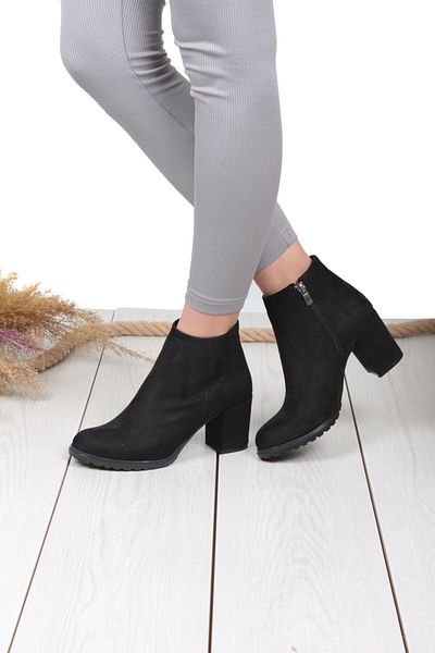 ayakkabiyolla Black Suede Plain Heeled Women's Boots