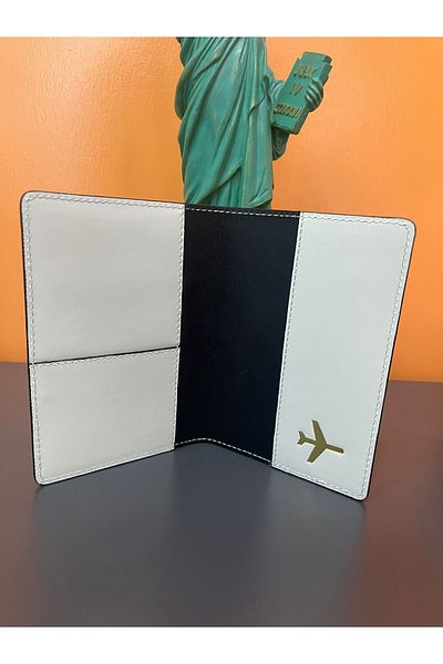 Seyahataksesuar MICKEY THEMED GENUINE LEATHER PASSPORT CASE