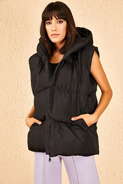 MEECY Women's Black Pocket Hooded Sleeveless Puffer Vest