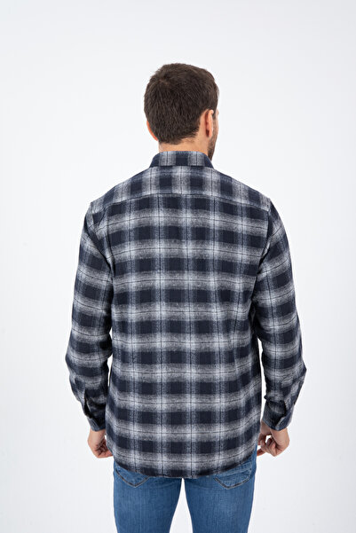 Varetta Чоловіча темно-синя зимова сорочка класичного крою з кишенями