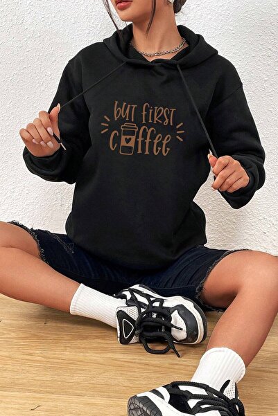 Adrift Unisex Oversize kroj But First Coffee Štampano Dukserica KP-BLACK-coffee