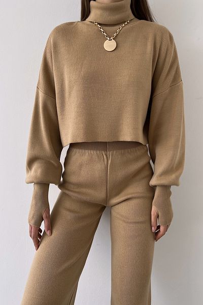 lovebox High Waist and Toe Interlocking Camel Knitwear Crop Trousers Set - 015