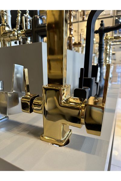 İSAOĞLU YAPI Kitchen Faucet with Gold Purifier - Square Design, Sink Tap Fixture