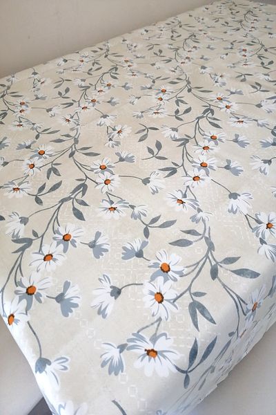 ELEGANCEV Lined Oilcloth Tablecloth - Square Round Rectangular Ppt