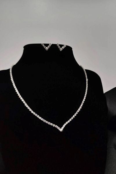 Boox99 Evening Dress Wedding Dress Waterway V Model Necklace Earring Set B99