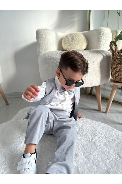 favorimkids Boy's Suit - Set of 4 with LIGHT GRAY Linen Vest