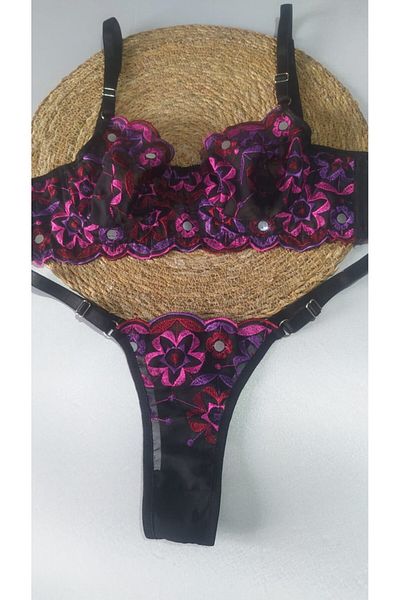 COLOR DE PIEL BLACK FLOORED PULLED BRALET BRA SET