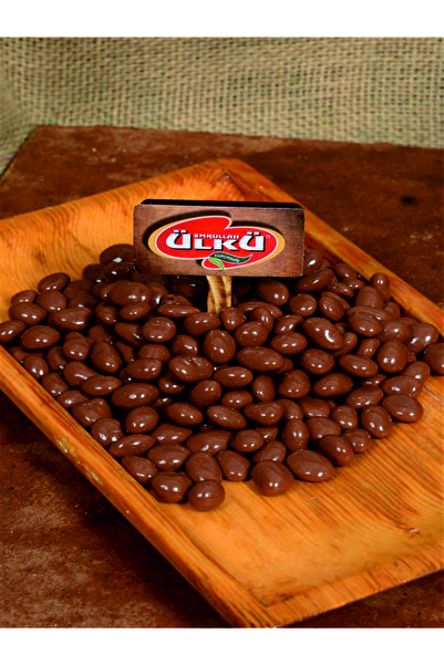 ÜLKÜ KURUYEMİŞ Üzümlü Çikolatalı Draje 500 Gr