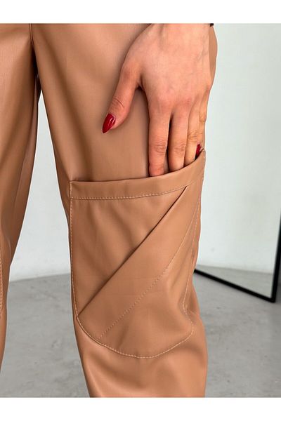 Winmoda34 Γυναικείο δερμάτινο παντελόνι με ψηλόμεσο πόδι με φερμουάρ και κορσέ