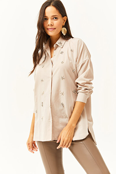 Olalook Γυναικείο πουκάμισο σε μπεζ γιακά και κοσμήματα εμπρός έξι οβάλ υφαντό πουκάμισο GML-19001149