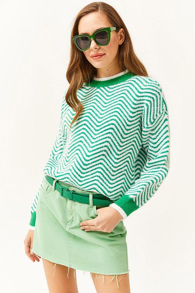 Olalook Women's Grass Green Bloody Soft Textured Bearded Knitwear Sweater KZK-19000678