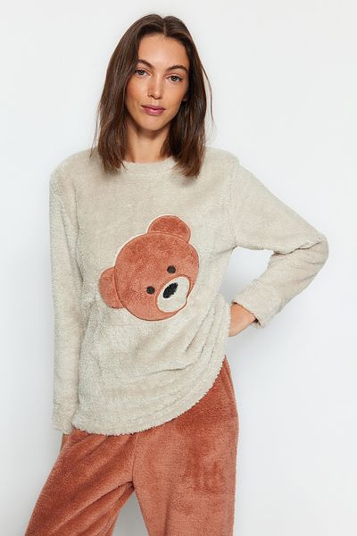 Trendyol Collection Ecru Wellsoft Winter-Strickpyjama-Set mit Teddybär THMAW24PT00188