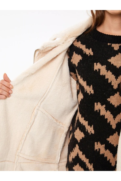 LC Waikiki LCW Casual Biker Yaka Düz Uzun Kollu Kadın Deri Görünümlü Mont