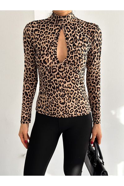 laughs WOMEN'S LONG SLEEVE OPEN CHEST CLOTHED WAIST DETAIL VISCOSE FABRIC BLOUSE BLZ97001