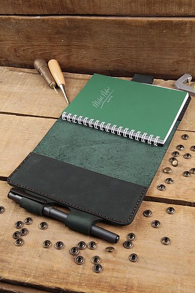 New Coast Leather 1900's Ръчно изработен калъф за тефтер A6 от естествена кожа
