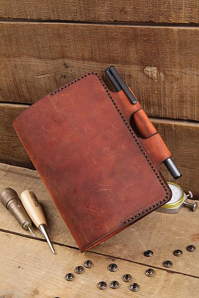 New Coast Leather 1900's Γνήσιο δέρμα Χειροποίητη θήκη σημειωματάριου A6