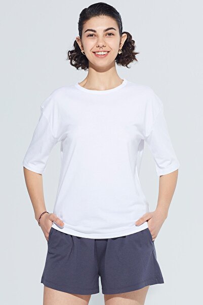 Comm-Ci Tricou tricotat unisex alb Edna, cu decolteu triplu