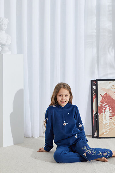 Siyah İnci Navy Blue Patterned Bottom-Top Fleece Hooded Embroidered Pajama Set