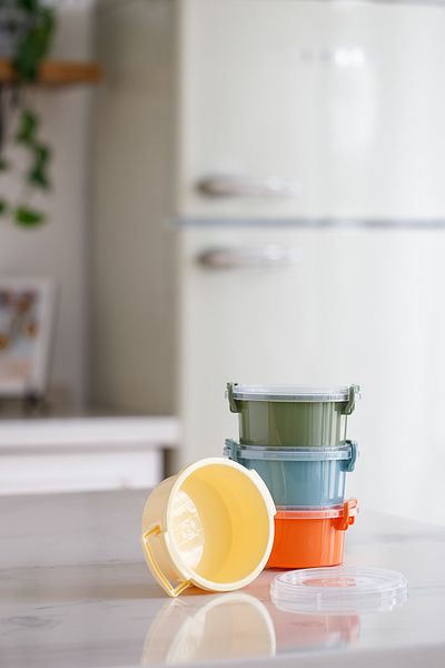 simplicity 4-Piece Tidy Pastel Storage Container Round Mini Suitable for Deepfreeze and Microwave Use
