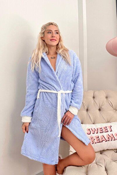 Pijamaevi Hellblauer, gemusterter Damen-Morgenmantel aus Plüsch mit Kapuze von Home