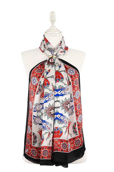 Bursa İpek Black Red Ephesus Pattern Silk Scarf